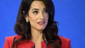 Wajah orang menunjukkan kelas sosial