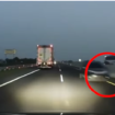 Video dashcam merekam posisi mobil Honda BR-V keluar dari rest area Km-319, lalu melaju kencang melawan aruh sejauh 13 km sebelum bertabrakan adu muka melawan bus rombongan supoter Persebaya, di excite Tol Pekalongan, Sabtu pagi 005.00 WIB, 12 April 2025. Tangkap layar video Instagram@majeliskopi008