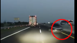 Video dashcam merekam posisi mobil Honda BR-V keluar dari rest area Km-319, lalu melaju kencang melawan aruh sejauh 13 km sebelum bertabrakan adu muka melawan bus rombongan supoter Persebaya, di excite Tol Pekalongan, Sabtu pagi 005.00 WIB, 12 April 2025. Tangkap layar video Instagram@majeliskopi008