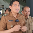 Lucky Hakim, bupati Indramayu, Jawa Barat, memenuhi panggilan Menteri Dalam Negeri, di Jakarta, Selasa, 8 April 2025, sepulang libur bersama keluarga ke Jepang, tanpa minta izin ke Mendagri. 
Instagram@luckyhakimofficial