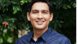 Bupati Indramayu, Lucky Hakim tersandung masalah, pergi ke Jepang bersama keluarga tanpa izin menteri dalam negeri. Instagram@luckyhakimofficial