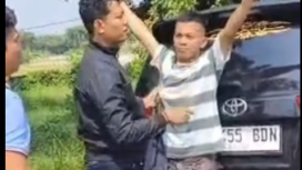 Petugas Reskrim Polres Pasuruan berhasil menangkap tiga terangka pelaku penculik santri di Rejoso dan disekap di exit tol  Kebomas Gresik, serta dua terangka lainnya di Kebomas, Selasa 22 April 2025. Instagram@infopasuruan