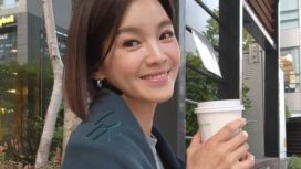 Ratu kecantikan jadi sopir taksi