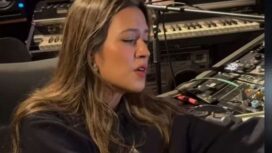 Penyanyi papan atas Raisa Andriana