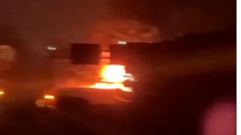 Sebuah truk militer mengangkut sejumlah amunisi ringan dan granat, terbakar di tol  Pandaan-Pasuruan, Senin 5 Mei 2025. Menyebabkan seorang prajurit meninggal dunia dan satunya menderita lukas-luka. Instagram@pasuruan.kekinian