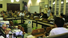 Perwakilan 300 warga penghuni apartemen Bale Hinggil, Jl Soekarno  Hatta, Surabaya mengadu ke Komisi C DPRD Surabaya, sebelumnya juga sudah mengadu dan dimediasi oleh wakil walikota Armuji. Foto: Istimewa