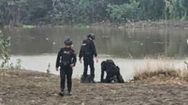 Tim Polda Jawa Timur dikerahkan ke Desa Kepuhdoko, Kecamatan Tembelang, Kabupaten Jombang, digegerkan oleh penemuan tiga buah benda yang diduga mortir pada Selasa, 29 April 2025. Tangkap layar video Instagram@jombanginformasi_