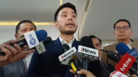 Pengacara  Yukuf Hasibuan bersama Wahyu Andrianto, ipar Jokowi menyerahkan ijazah asli kepada Bareskrim sebagai langkah hukum klarifikasi gugatan dari dugaan ijazah palsu, Jumat, 9 Mei 2025. Instagram@Lbj_informasnia