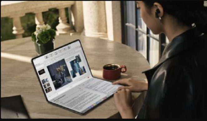 
					Perusahaan hightech China, Huawei meluncurkan sebuah Huawei MateBook Fold Ultimate Design, lipat pertama di dunia dan paling ringan, dibanderla dengan harga sekitar Rp 60 jutaan. Foto: Dok/ Huawei