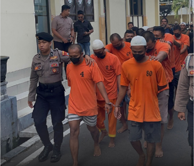 
					Polresta Mojokerto melakukan operasi pengamanan preman, dan menangkap sebanyak 18 orang. Instagram@kabarmojokerto.id