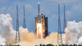 Roket China meluncurkan satelit ke ruang angkasa, melengkapai program ambius untuk menyaingi Stalinx Elon Musk. Foto: CMP