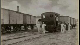 Pabrik gula dan lori pengangkut