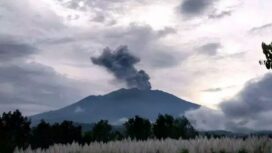 Gunung Raung aktif belakangan ini