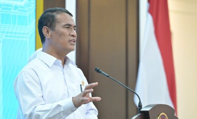 
					Menteri Pertanian, Amran Sulaiman mengungkap adanya oknum yang memanipulasi data stok beras. (Foto: Istimewa)