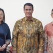 Menteri Pertanian Andi Amran Sulaiman (tengah) didampingi Duta Besar Republik Indonesia untuk Vietnam, Denny Abdi (paling kanan) (Foto: Istimewa)