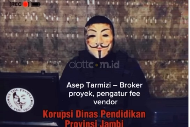 
					Hacker misterius menyebar unggahan dugaan korupsi besar-besaran di Dinas Pendidikan Provinsi Jambi oleh akun @ghost_root_ di TikTok dengan potensi kerugian negara mencapai Rp 21,8 miliar. Tangkap layar video Instagram@dottcom.id

