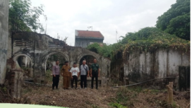 Inilah Titik Nol Ploso, Jombang,  tempat bayi Bung Karno dilahirkan. Lokasi ini sekarang telah mendunia, karena aktivis Titik Nol telah memancangkannya di peta Google bahwa inilah titik nol Bung Karno yang sudah bisa diketahui oleh seluruh dunia. Foto: jejakdesakita.co