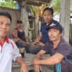 Tiga nelayan penyelamat di laut