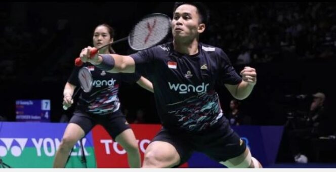 
					Amri//Nita ke 16 besar