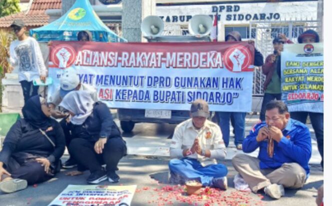 
					Dengan ditolaknya LKPJ itu, berarti serapan anggaran pada tahun 2024 kemarin tidak maksimal. 
