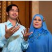 Dewi Yull bersama putranya Surya Sahetapy Foto: Maria Gabrielle Putrinda/kumparan