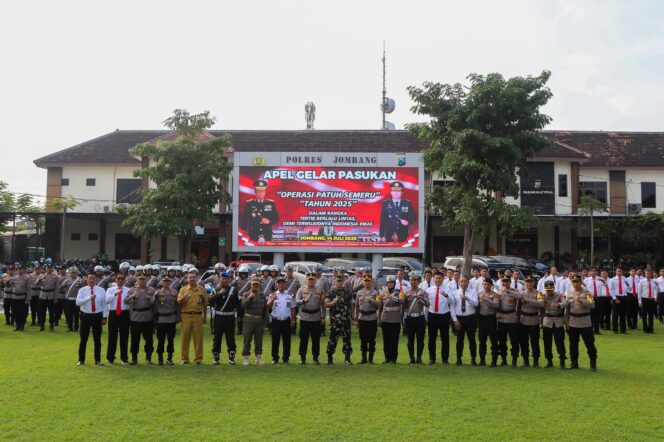 
					saat apel gelar pasukan Operasi Patuh Semeru 2025