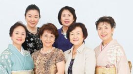 Para nenek yang siap disewa
