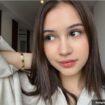 Sandrinna berperan sebagai Lena