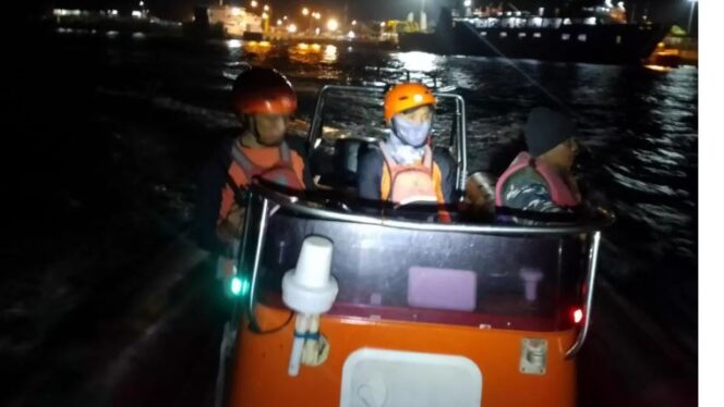 
					Tim SAR kerja skala penuh di peristiwa ini