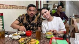 Tina Astari dan suami