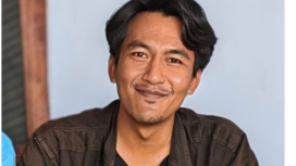 Muhammad Choirul Anas, M.Pd, ketua Komunitas Pelukis (Kopi) Jombang, berencana melaksanakan pameran lukis di gedung olahraga raga Jombang, 30 Juli-3 Agustus 2025, dengan Tema: Membentang nIjo Abang #10