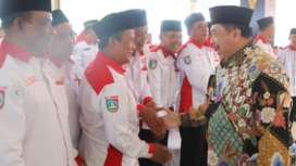 Bupati Jombang, H. Warsubi, saat menghadiri pertemuan bersama Dewan Pimpinan Cabang Asosiasi Badan Permusyawaratan Desa Nasional (DPC ABPEDNAS) Kabupaten Jombang, Jumat, 4 Juli 2025. Foto : Diskominfo Jombang