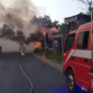 Tim Pemadam Kebakaran Jombang melakukan tuga memaadamkan api kebakaran yang terjadi di desa Bandun, kecamatan Diwek, Kabupaten Jombang, pada pukul 05.30 - 06.53 WIB Rabu 23 Juli 2025.  Kali ini si jago merah menghanguskan tempat usaha di jalan raya desa Bandung, seluas 3 X 25 m. Foto: BPBD/Pemadam Kebakaran Jombang
