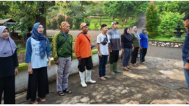 Perumda Panglungan, BUMD Kabupataen Jombang, yang bergerak di bidang pertanian mulai berbenah setelah terkena guncangan keuangan. Saat ini sepuluh pegwainya sudah mendapat gaji, setelahj lima bulan tertunda. Foto: Diskominfo Jombang