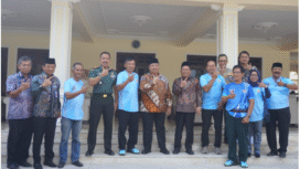 KONI Jombang menyampaikan laporan terkait hasil prestasi atlet ASN Pemkab Jonbang, dalam laga Proprov Jatim di Malang Raya, 28 Juni- 5 Juli 2025 silam. Laporan disampaikan di  kantor bupati Jombamg, Kamis 31 Juli 2025. Foto: Diskominfo Jombang