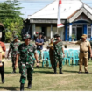 Jajaran pemkab Jombang bersama Kodim 0814 Jombang melaksanakan acara gladi bersih upara pembukaan di lapangan kecamatan Ngusikan, Jombang, Selasa, 22 Juli 2025. Foto: abdirakyat.com