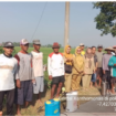 PPL dan Poktan di wilayah Mernung Kidul Ngusikan, Jombang melakukan gerdal (gerakan poengendali) penyakiit kresek yang menyerangan tanaman padi usia 35-40 sejak hari tanan. Penyeprotan dilakukan pada hari Seni, 7 Juli, 2025. Foto: Dinas Pertanian Jombang