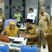 Bupati Jombang Warsubi melakukan inspeksi mendadak (Sidak) ke kantor  Dinas Perumahan dan Kawasan Permukiman (Perkim) Kabupaten Jombang, Senin 28 Juli 2025. Ungkap data 18.000 rumah tidak layak huni (RTLH) di Jombang. Foto: Dinkominfo Jombang 
