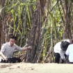Wapres Gubran Raka Buming Raka agak panik, ketika gagang sabitnya copot, saat memotong tebu secara simbolis. Wapres melakukan tanam dan tebang tebu untuk swasembada gula di Sleman, Jogjakarta, Selasa 8 Juni 2026. tangkap layar video youtube@medrekadotcom