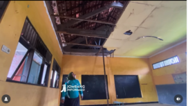 Beginilah kondisi gedung kelas SDN Jabon 2, kecamatan Jombang. Gedung ini terancam ambruk, salah satu penyebab orang tua enggan mendaftarkan anaknya ke sekolah itu. Instagram@jombanginformasi_