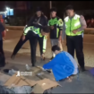 Petugas lantas Polres Jombang melakukan evakuasi dan olah tempat kejadian perkara (TKP) kecelakaan di jalan nasional Desa Gambiran, Mojoahung, Senin dinihari, 14 Juli 2025. Instagram@jombanginformasi_