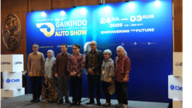 Indonesia Center of Mobily Studies (ICMS) menggelar dialog umum tentang  Industri Otomotif Nasional di GIIAS 2025, bertajuk
UMKM Di Tengah Badai, Menjaga Ekonomi Rakyat Saat Perlambatan Ekonomi Global. Foto: Panitia Dialog/ ICMS
