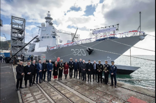 
					KRI Brawijaya-320 baru selesai dibuat oleh perusahaan Fincantieri berangkat dari Italia menuju Indonesia, sejak Selasa 29 Juli 2025.  akan berlayar selama satu bulan penuh dan diperkirakan akan sampai di perairan Indonesia pada awal September 2025.  Foto: Dok/TNI AL
.