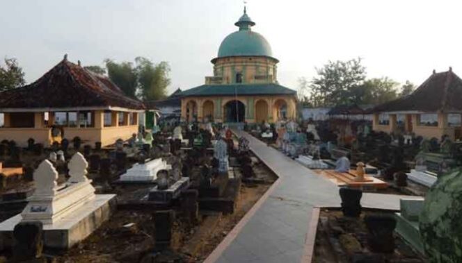
					Kompleks pemakaman Asta Tinggi (Ist)