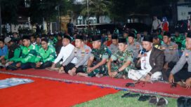 Polres Jombang saat gelar salat gaib bersama ratusan ojol