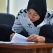 Megawati tanda tangan  kontrak dengan Manisa BBSK