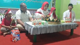 omen Kebersamaa H Rahmat Muhajirin-Mimik Idayana Bersama Anak-anak Yayasan Baitun Ar Rahman Ar Rahim
