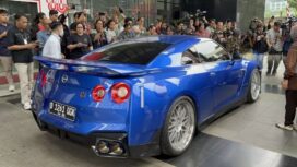 Mobil mewah Nissan GTR yang disita KPK