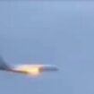 Boeing 757-300 milik maskapai Jerman, Condor Airways terbakar di udara