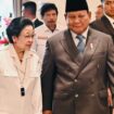 Presiden Prabowo Subianto (kanan) dan Presiden Ke-5 RI Megawati Soekarnoputri dalam Upacara Peringatan Hari Lahir Pancasila, Senin (2/6).(Foto: BPMI Setpres/Laily Rachev) 
